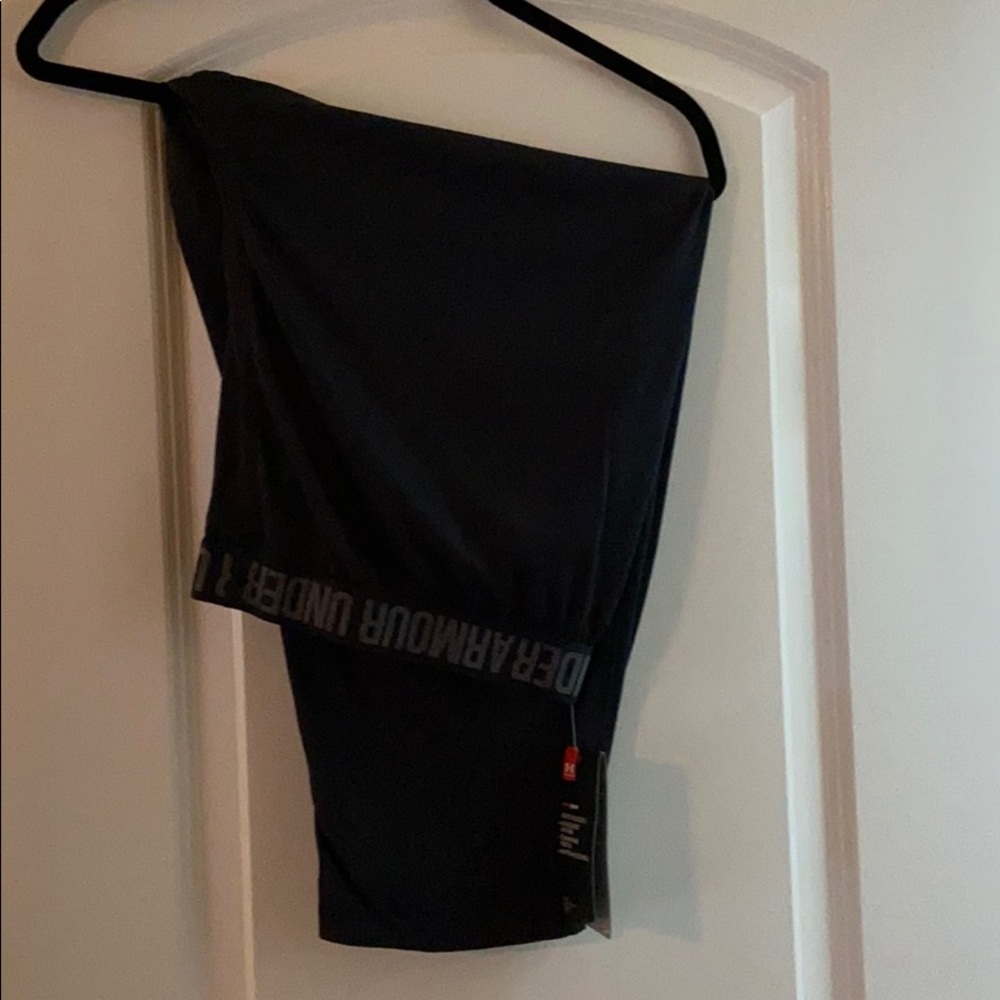 Under armor ladies Capri